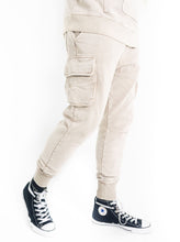 Load image into Gallery viewer, Signature Utility Jogger, Gray